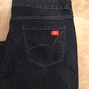 Dickies Jeans Woman 16 short. New without tags dark blue